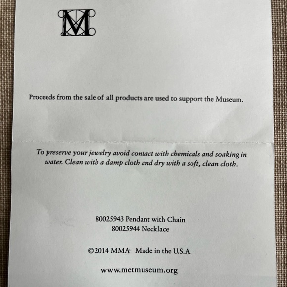 Metropolitan Museum of Art Flowering Myrtle Leaf Gold & Pearl Necklace - Picture 8 of 9